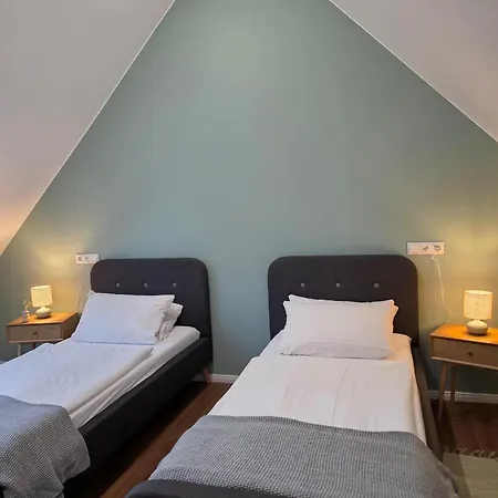 Apartment Hus Kurkis, *